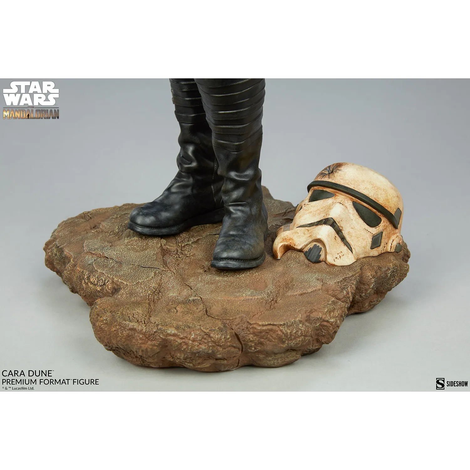 PRE-ORDER: STAR WARS: THE MANDALORIAN Cara Dune™ Premium Format™ Figure