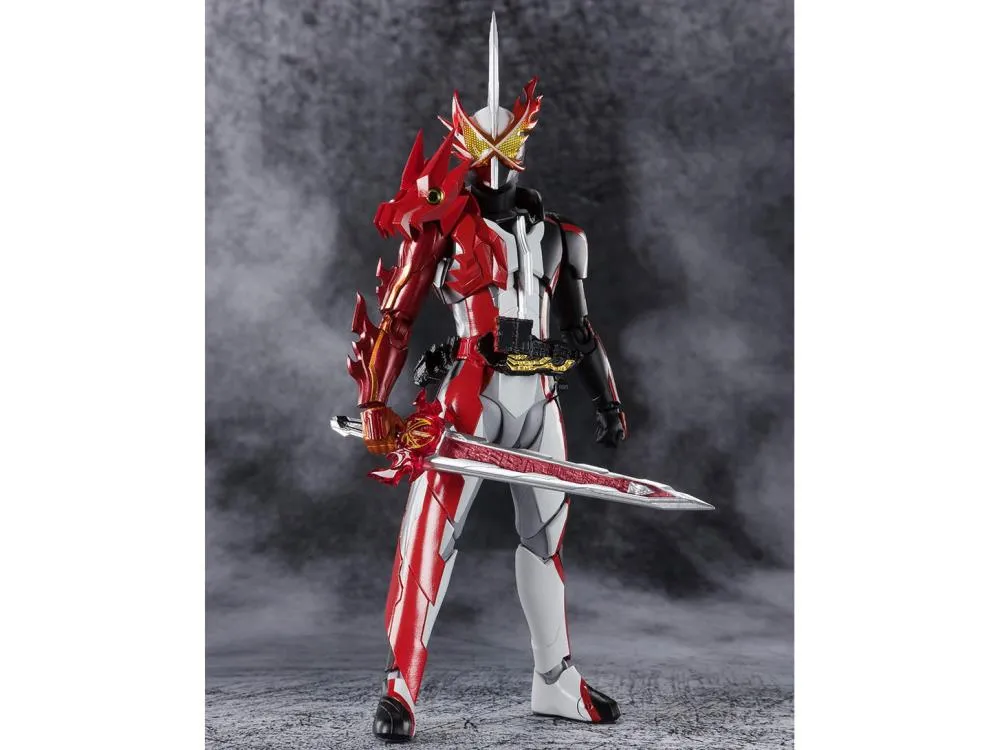 S.H. Figuarts Masked Kamen Rider Saber Kamen Rider Saber Brave Dragon Action Figure
