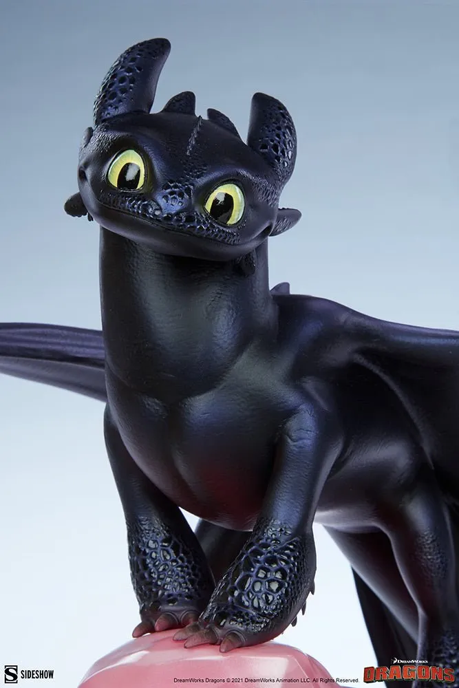 Sideshow Collectibles How to Train Your Dragon Toothless Statue